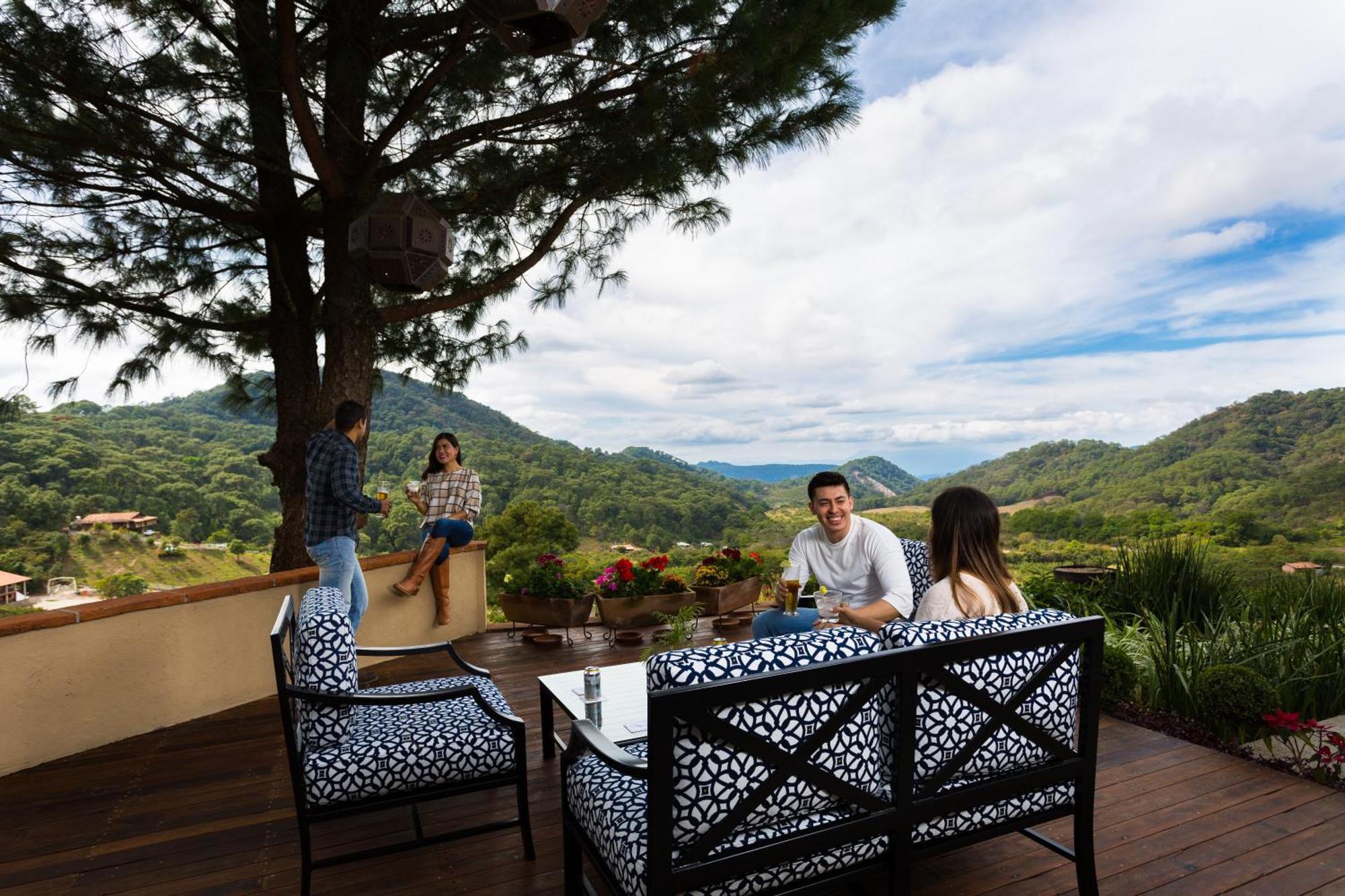 Villa Nogal Hotel Boutique & Vista San Sebastián del Oeste Eksteriør bilde